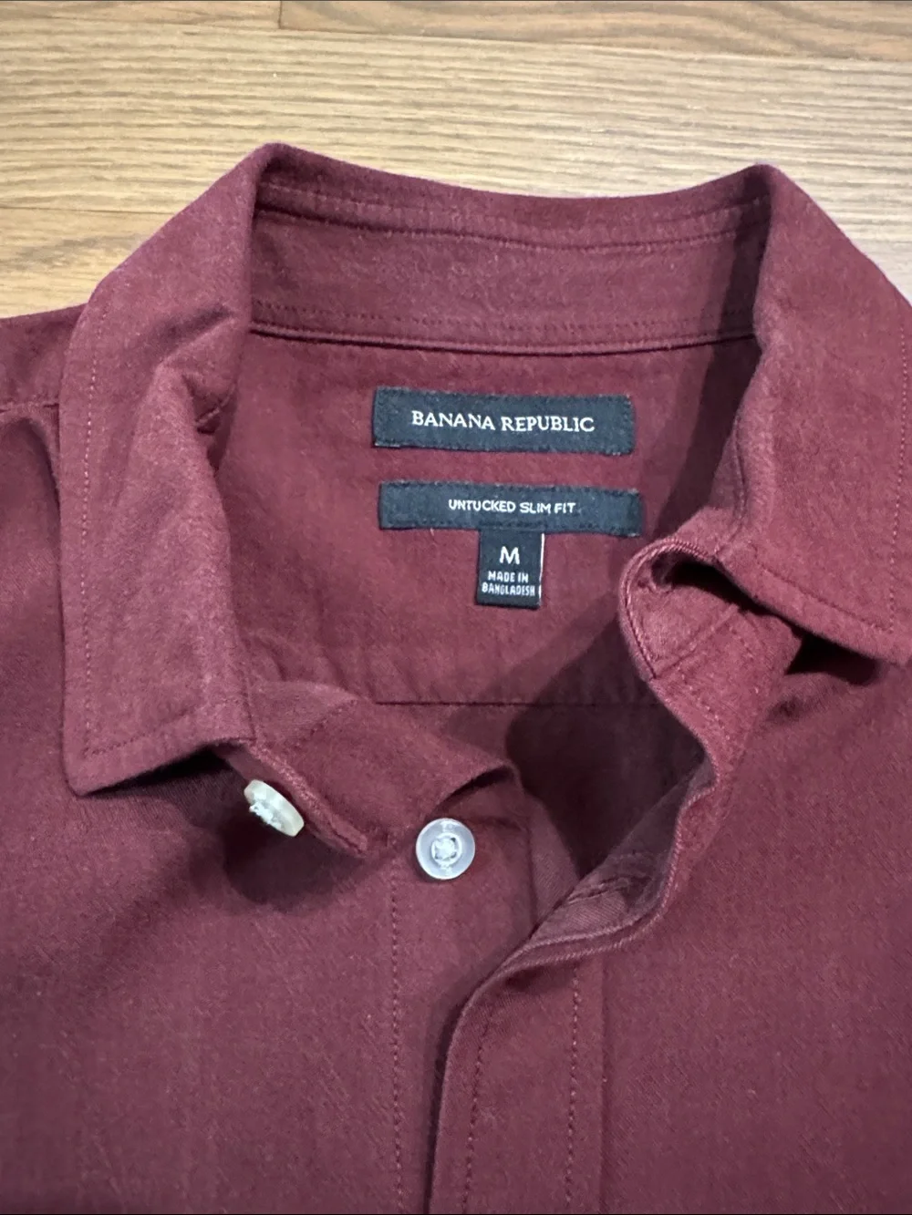 Banana Republic versatile burgundy